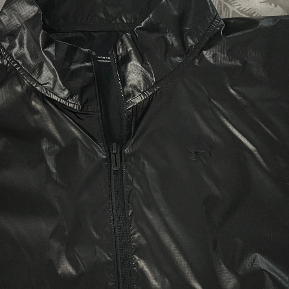 Under Armour Ladies Sleek Black Windbreaker